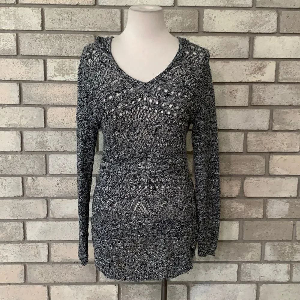3for$20 hoodie sweater medium